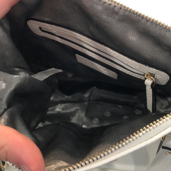 Purse - Picture 2 of 3